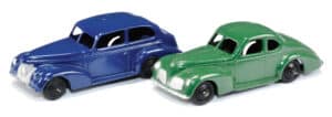 These 39 series models, the Studebaker on the right and the Oldsmobile on the left are early post-war examples of the models first manufactured starting in 1939.